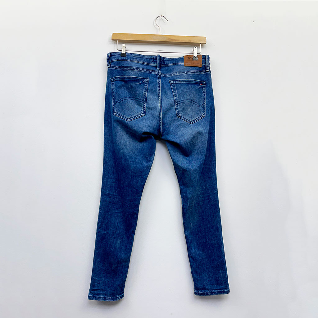 tommy_hilfiger_3908_3