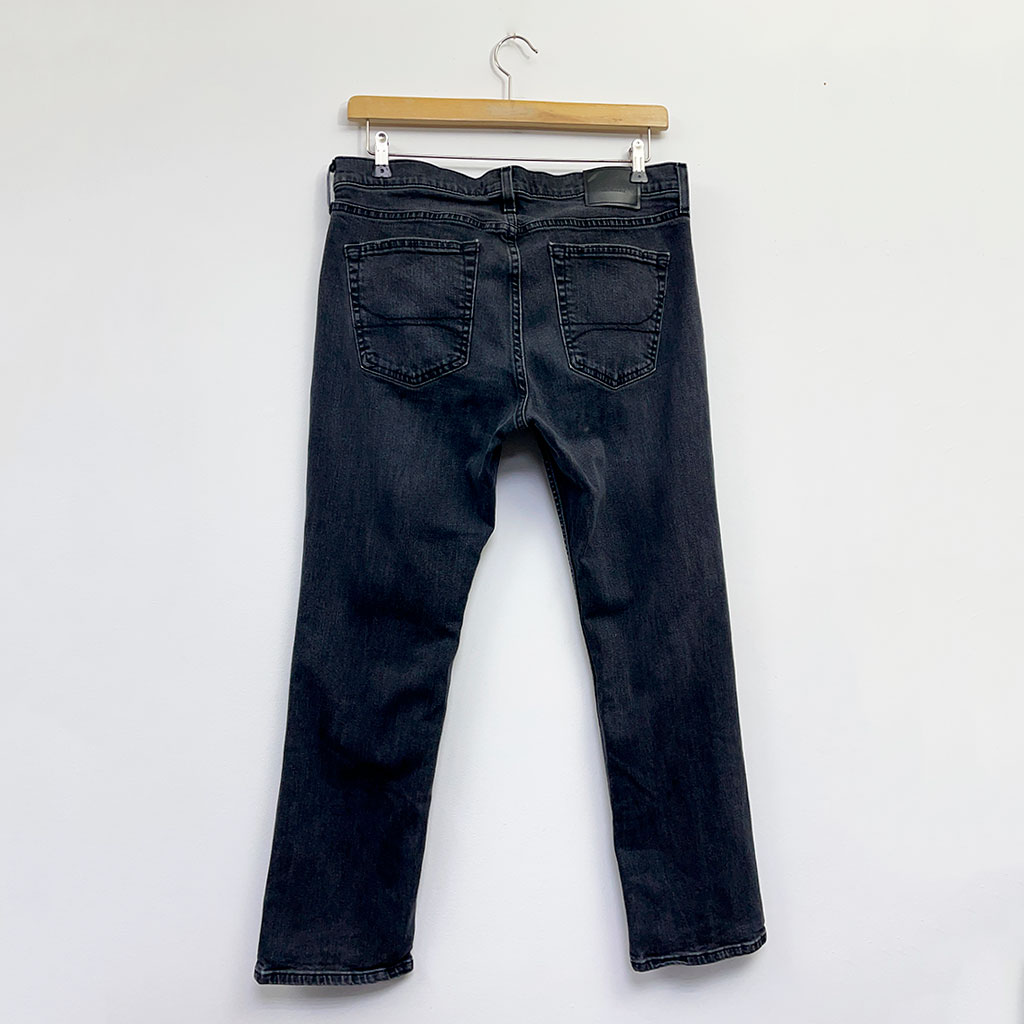 hollister_5005_3