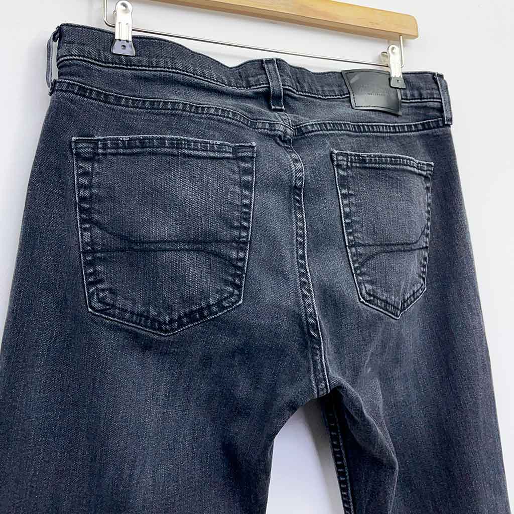 hollister_5005_4