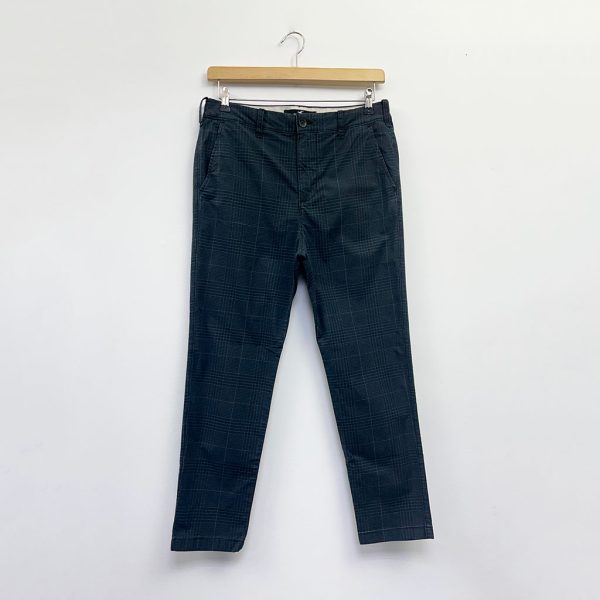 hollister_5196