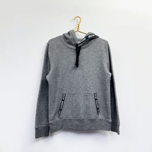 hollister_5266