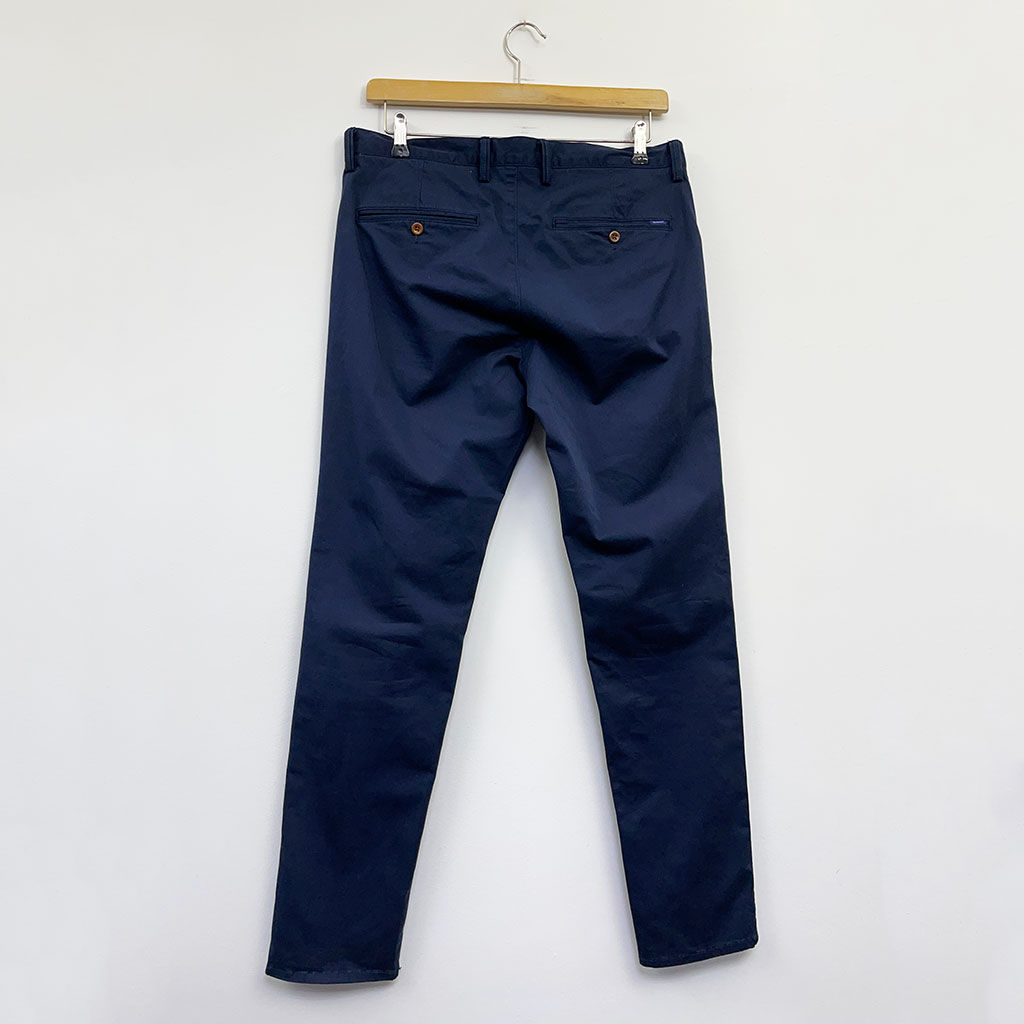 gant_8244_3